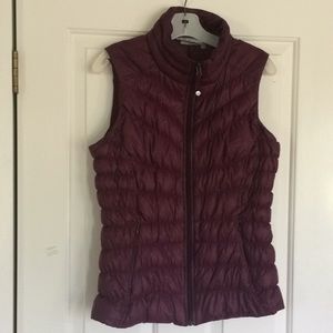 Athleta Downalicious Goose Down Vest Raspberry Med